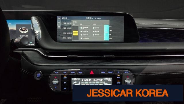 2023 Genesis G90 (RS4) - Thumbnail 17