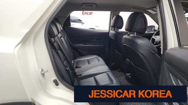 2023 KG Mobility Beautiful Korando - Thumbnail 10