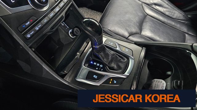 2015 Hyundai Grandeur HG - Thumbnail 18