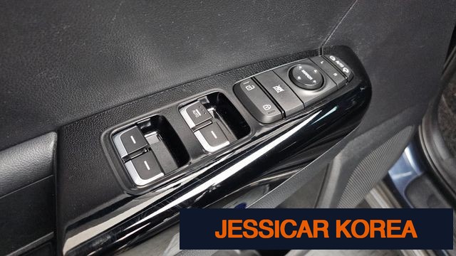 2016 Kia Sportage 4th generation - Thumbnail 4