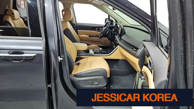 2022 Kia Carnival 4th Gen - Thumbnail 9