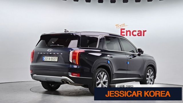 2022 Hyundai Palisade - Thumbnail 5
