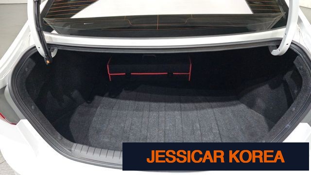 2018 Hyundai Avante AD - Thumbnail 18