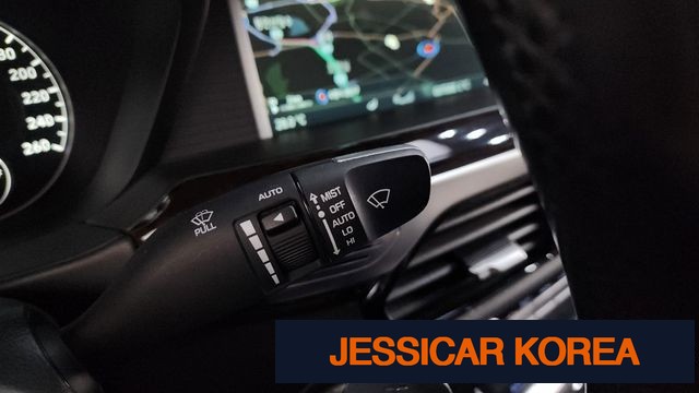 2016 Genesis EQ900 - Thumbnail 8