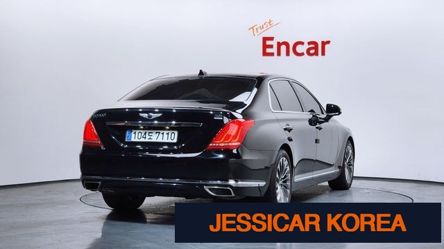 2016 Genesis EQ900 - Thumbnail 11