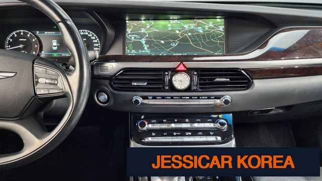 2016 Genesis EQ900 - Thumbnail 17