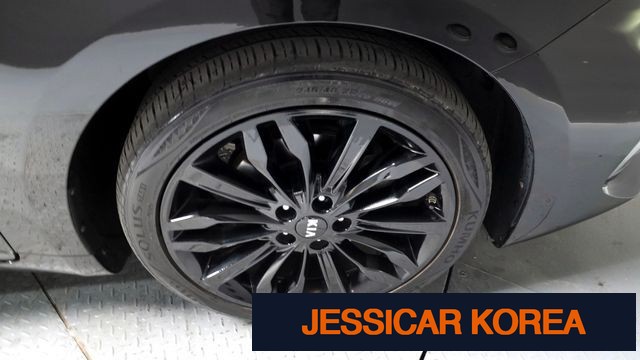 2020 Kia K7 Premier - Thumbnail 7