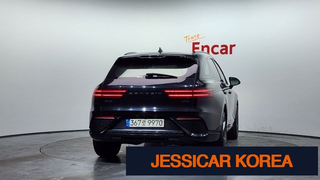 2021 Genesis GV70 - Thumbnail 17