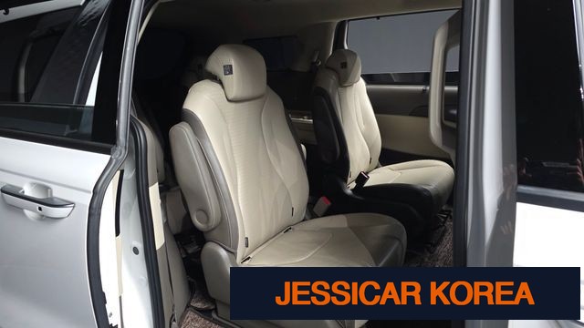 2021 Kia Carnival 4th Gen - Thumbnail 13
