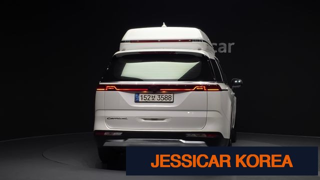 2021 Kia Carnival 4th Gen - Thumbnail 20