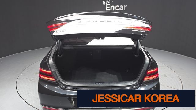 2019 Genesis G90 - Thumbnail 2