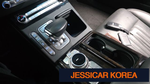 2019 Genesis G90 - Thumbnail 5