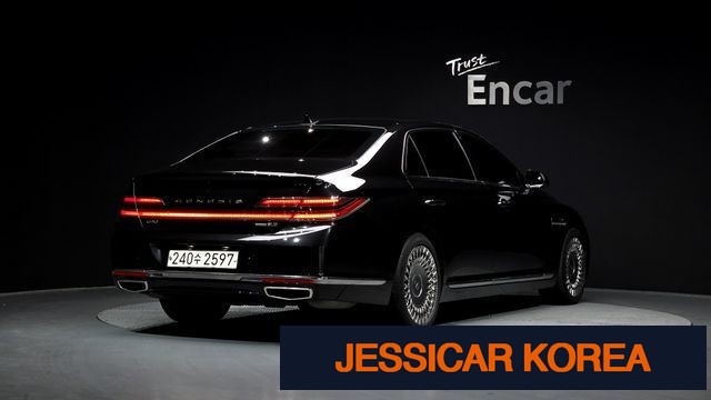 2019 Genesis G90 - Thumbnail 13