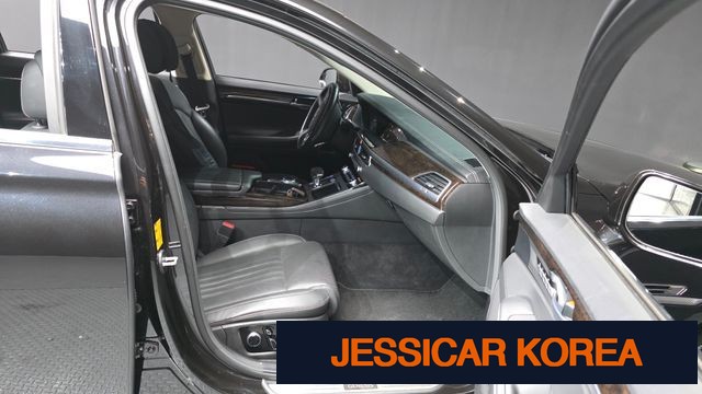 2019 Genesis G90 - Thumbnail 20