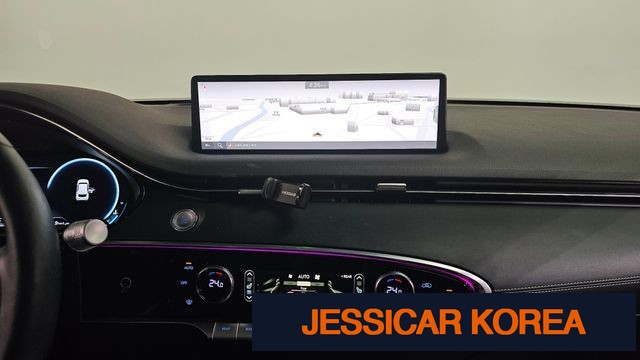 2022 Genesis GV70 - Thumbnail 2