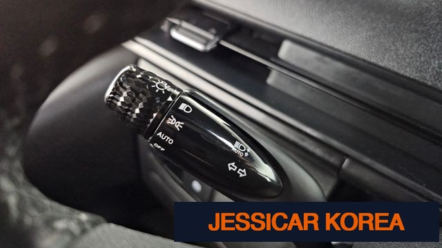 2022 Hyundai Staria - Thumbnail 2