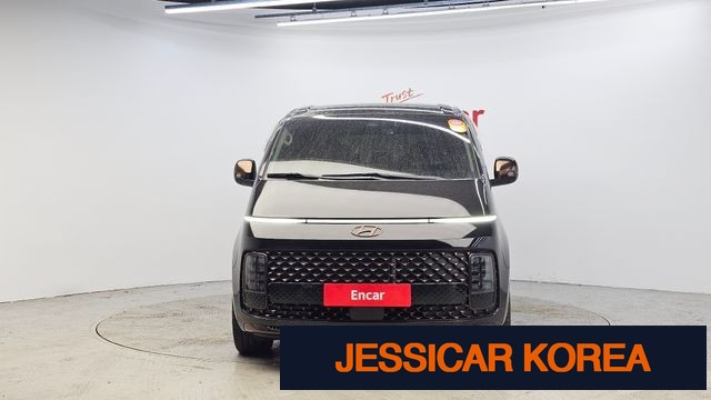 2023 Hyundai Staria - Thumbnail 9