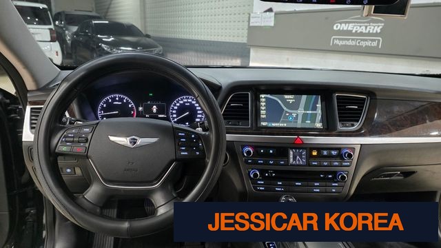 2016 Hyundai Genesis DH - Thumbnail 11