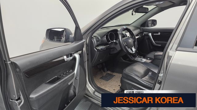2010 Kia Sorento R - Thumbnail 7