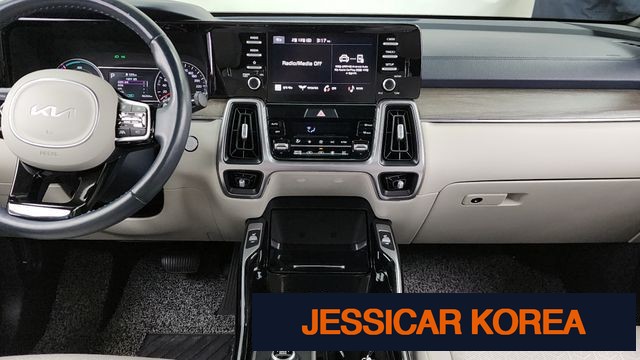 2022 Kia Sorento 4th Gen - Thumbnail 13