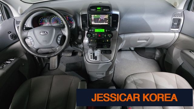 2011 Kia Carnival R - Thumbnail 12