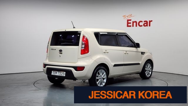 2012 Kia soul - Thumbnail 8
