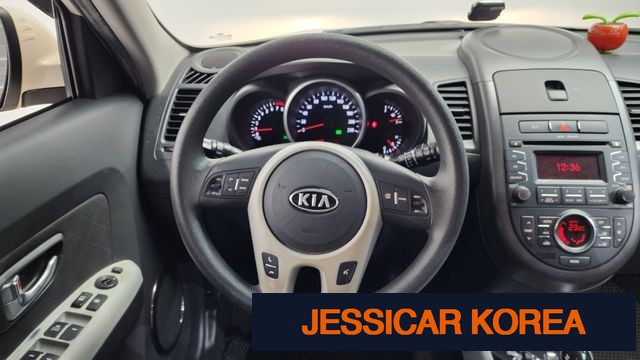 2012 Kia soul - Thumbnail 10