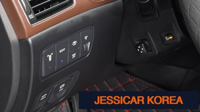 2012 Hyundai Genesis - Thumbnail 17