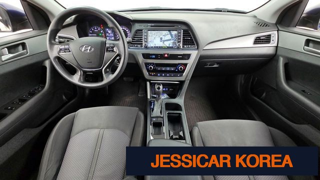 2015 Hyundai LF Sonata - Thumbnail 2