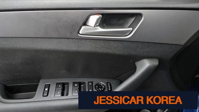 2015 Hyundai LF Sonata - Thumbnail 5