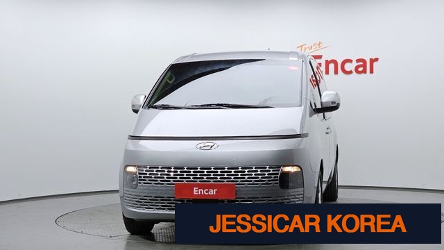 2023 Hyundai Staria - Thumbnail 10
