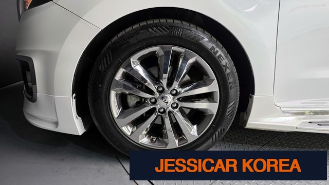 2017 Kia All New Carnival - Thumbnail 14