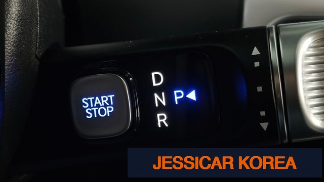 2025 Hyundai Ionic 9 - Thumbnail 2
