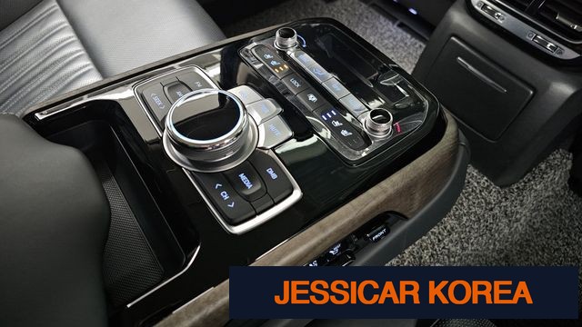 2019 Genesis G90 - Thumbnail 13