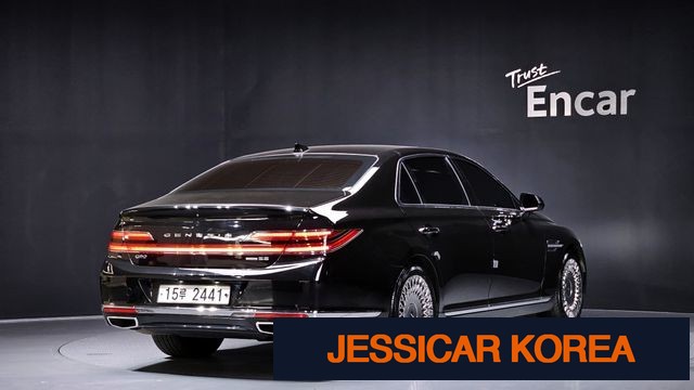 2019 Genesis G90 - Thumbnail 16
