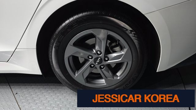 2023 Kia K5 3rd Gen - Thumbnail 6