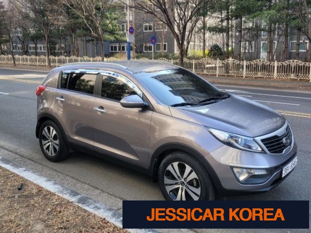 2011 Kia Sportage R - Thumbnail 2