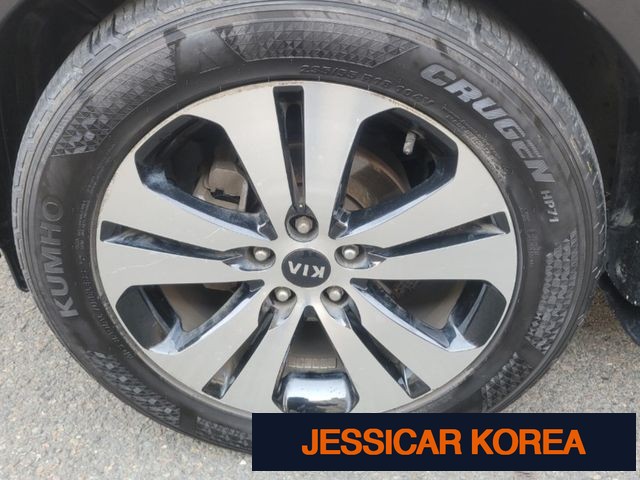 2011 Kia Sportage R - Thumbnail 8