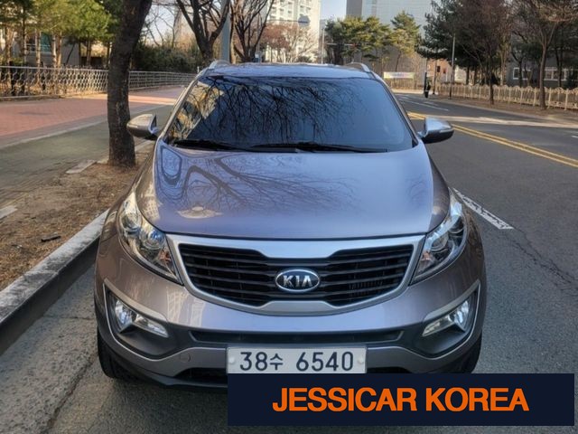2011 Kia Sportage R - Thumbnail 12