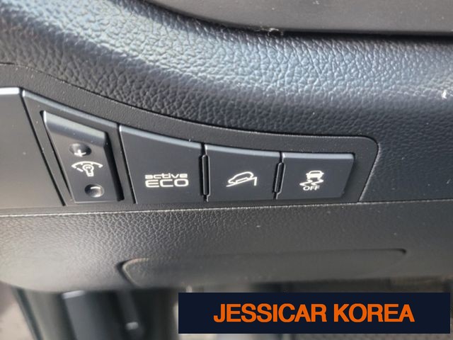 2011 Kia Sportage R - Thumbnail 17