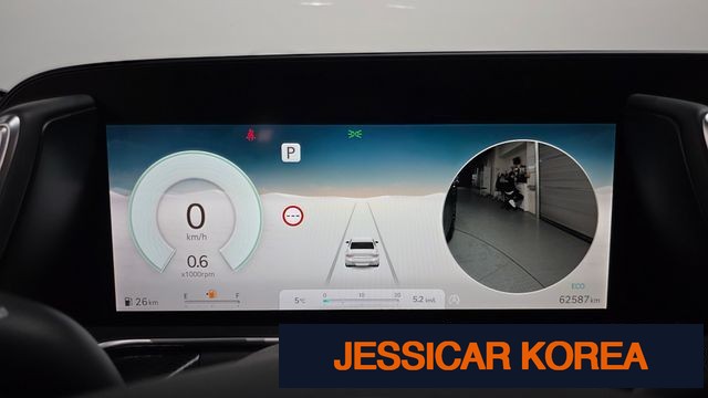 2023 Genesis G90 (RS4) - Thumbnail 4