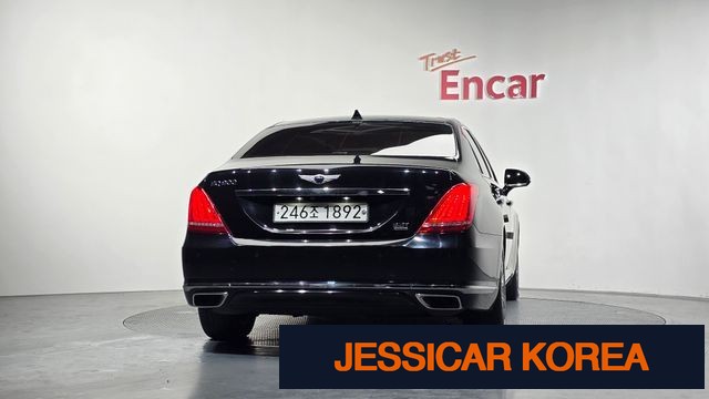 2017 Genesis EQ900 - Thumbnail 11