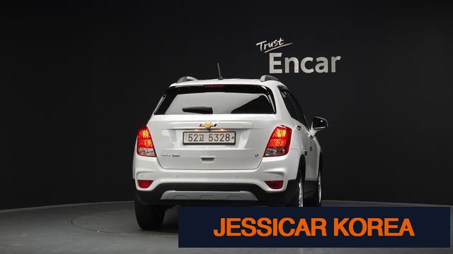 2017 Chevrolet The New Trax - Thumbnail 8