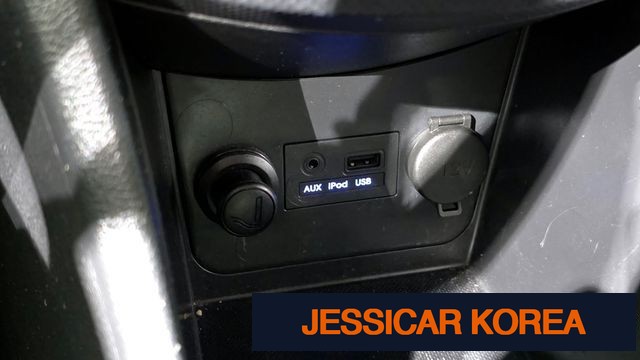 2012 Hyundai Accent (new model) - Thumbnail 12