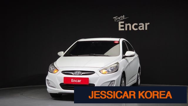 2012 Hyundai Accent (new model) - Thumbnail 17