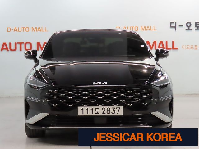 2022 Kia K8 - Thumbnail 3