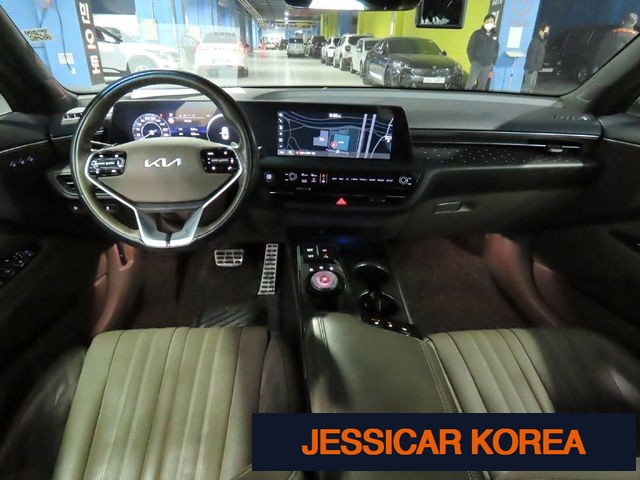 2022 Kia K8 - Thumbnail 5