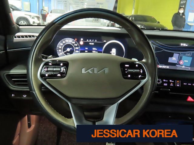 2022 Kia K8 - Thumbnail 18