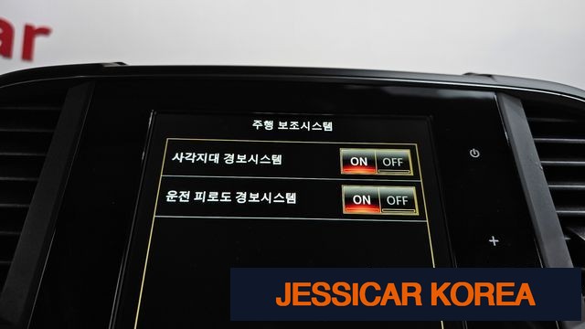 2021 Renault Korea The New QM6 - Thumbnail 2