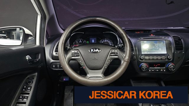 2015 Kia K3 - Thumbnail 6